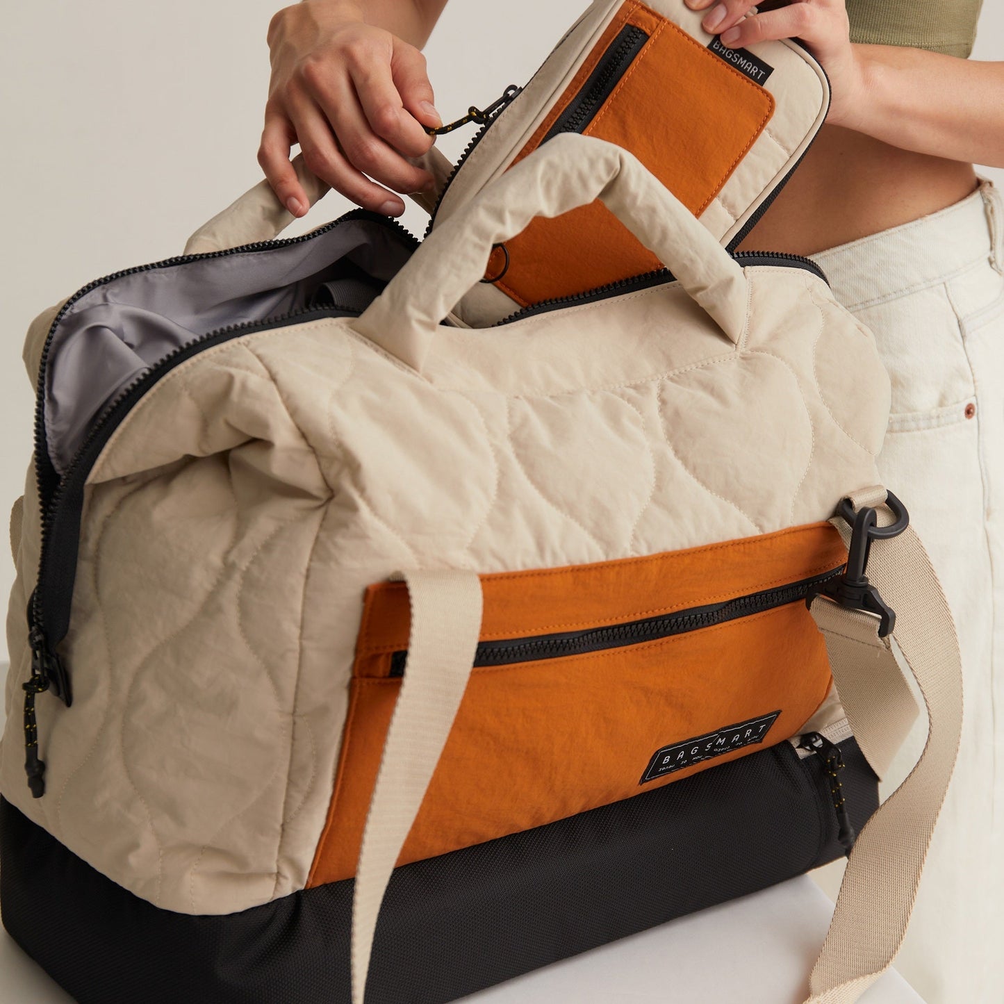 2-liter toiletry bag