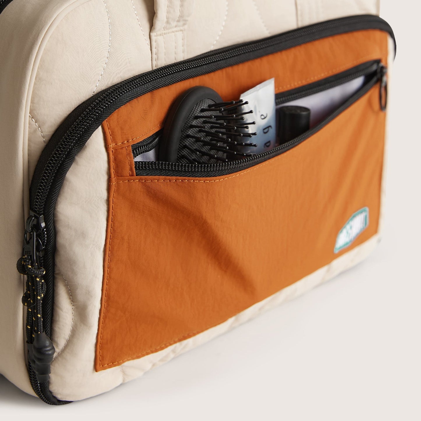 (free gift) Paz Hanging Toiletry Bag