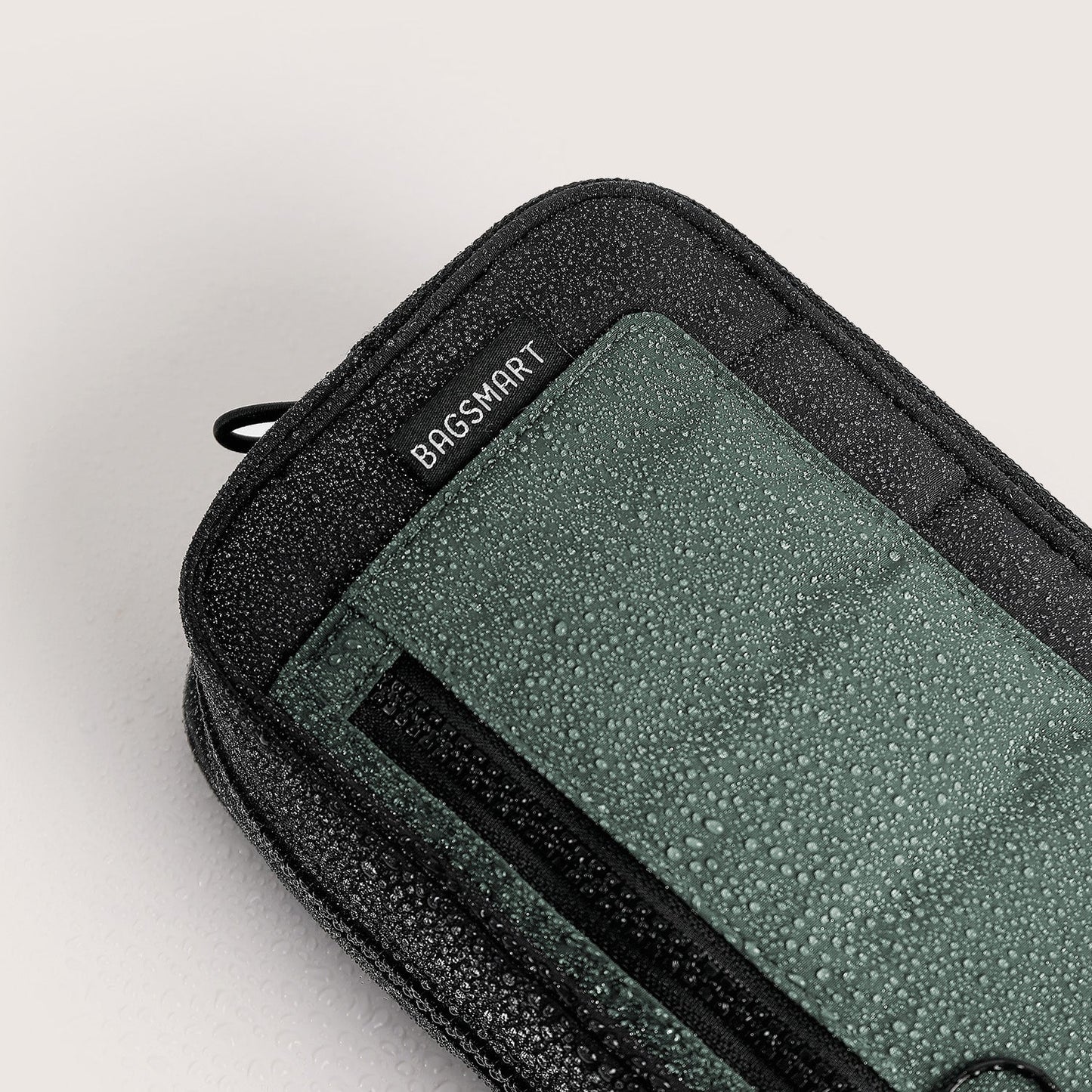 2-liter toiletry bag