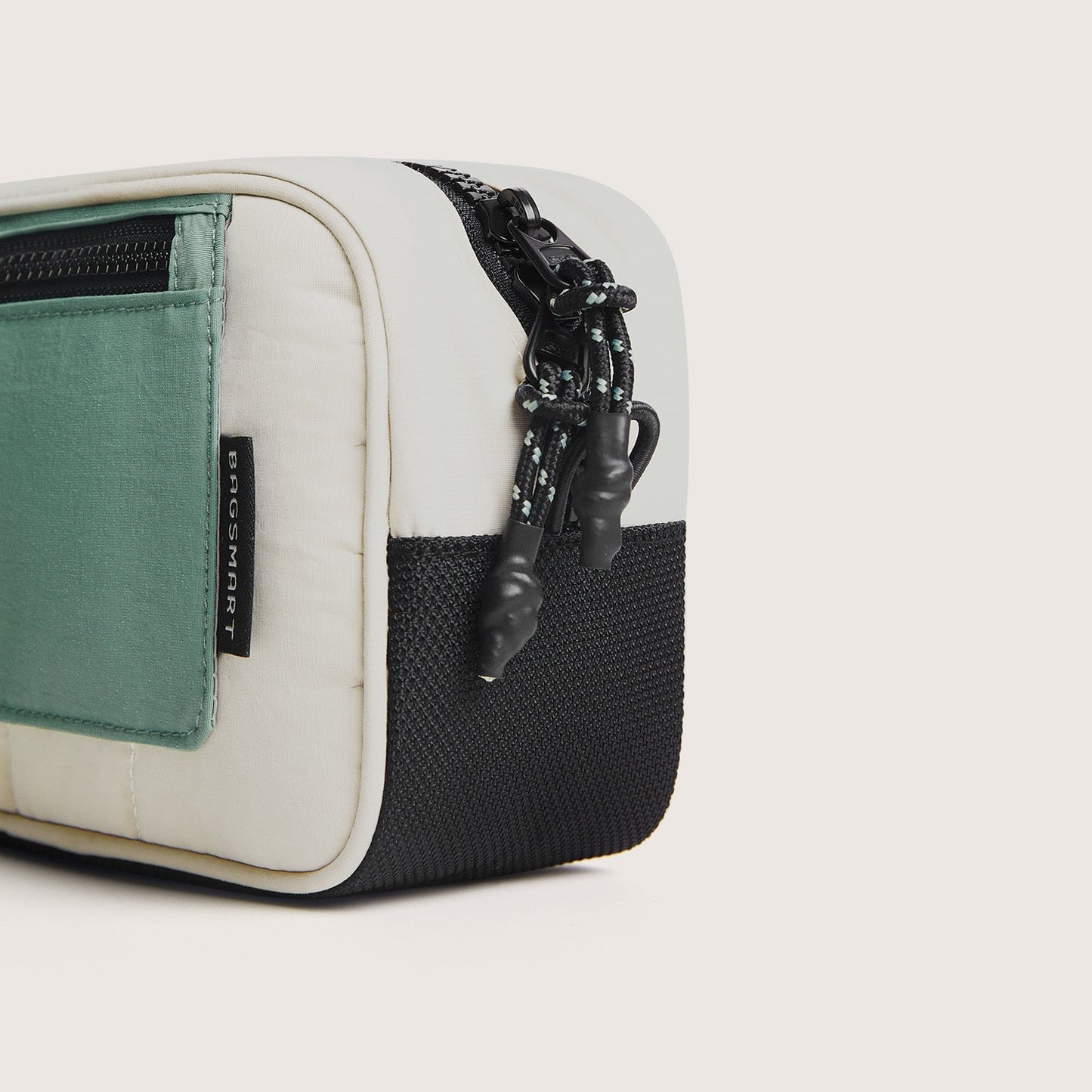 2-liter toiletry bag